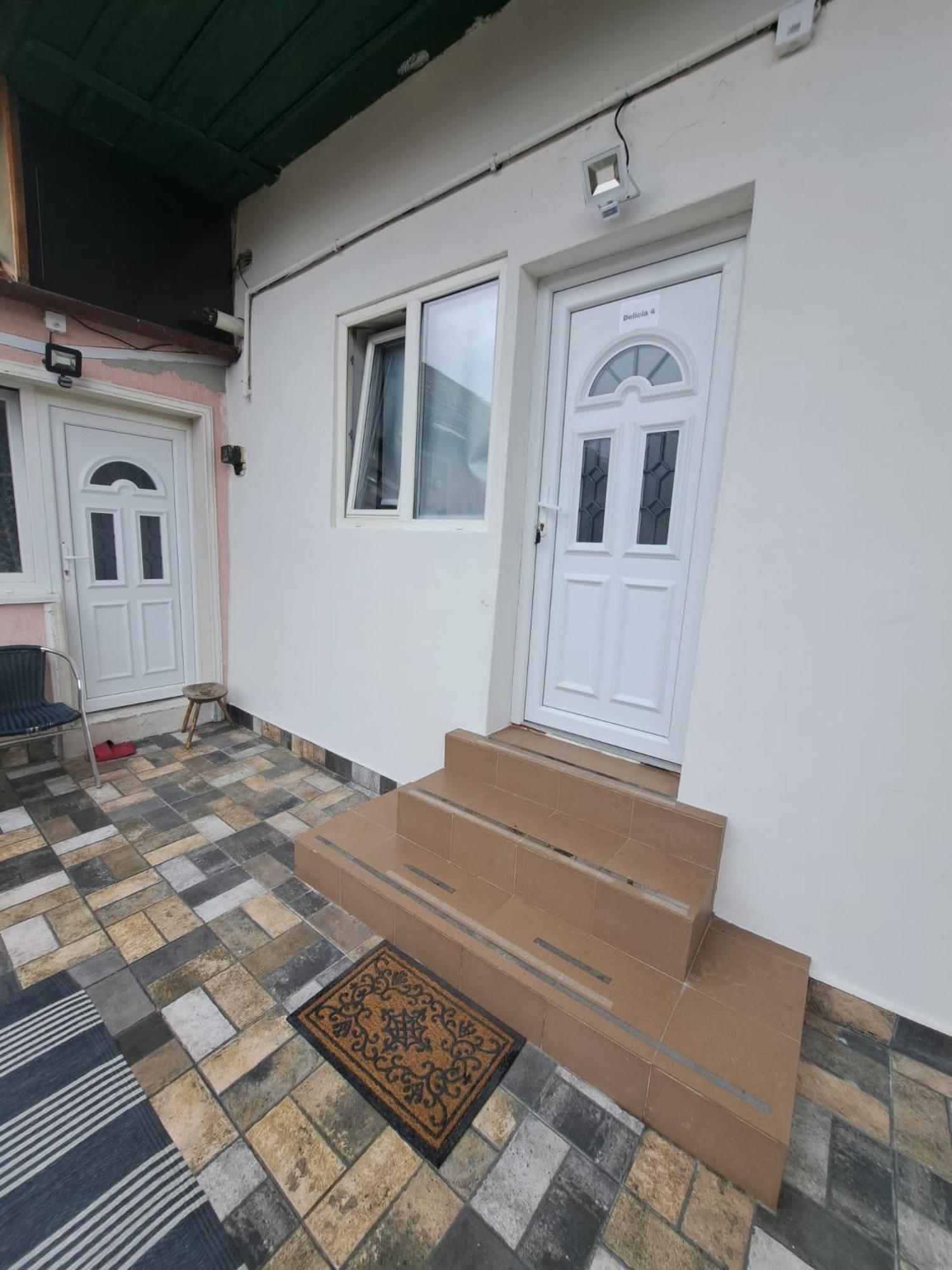 Free Garage In The Center-Delicia 4 Studio! Sibiu Exterior foto